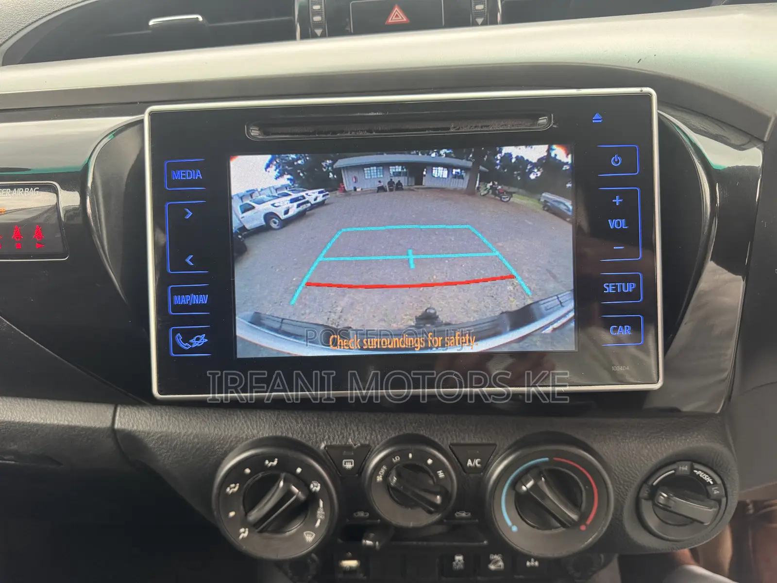 Toyota Hilux Workmate 4x4 2017 White