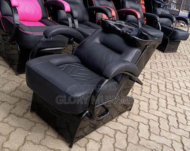 Black Salon Sink Chair - main view