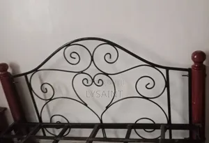 Metallic Mahogany Bed 5*6
