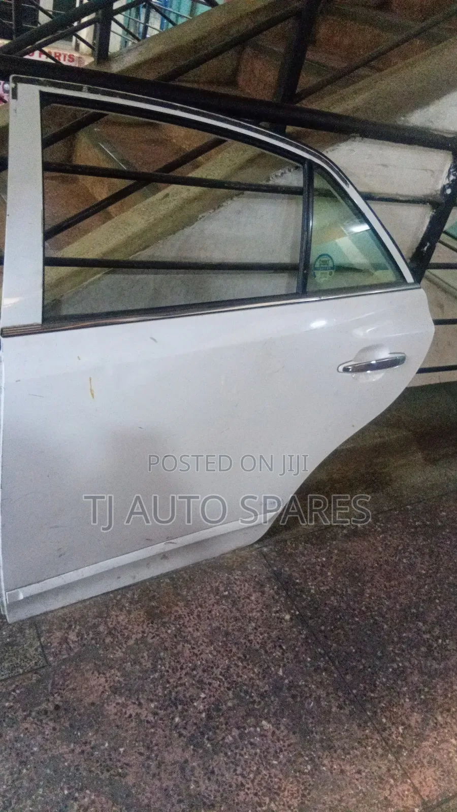 Premio 260.Back Left Door