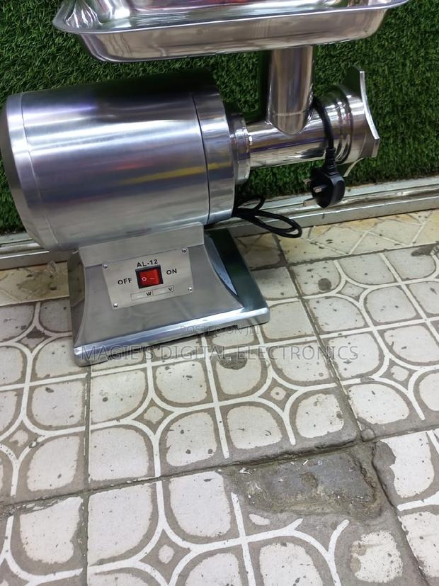 High Standard Al12 Electric Meat Mincer Machine