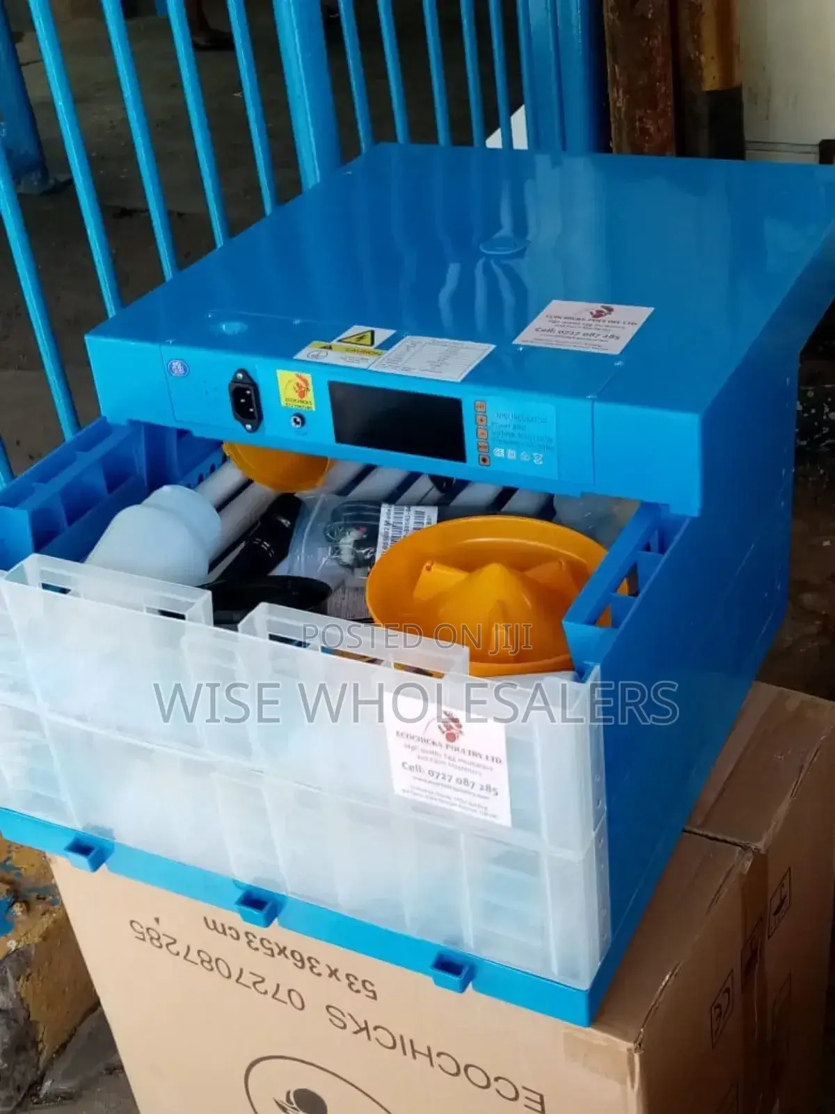 128 Eggs Capacity Ac/Dc Full Automatic Incubator