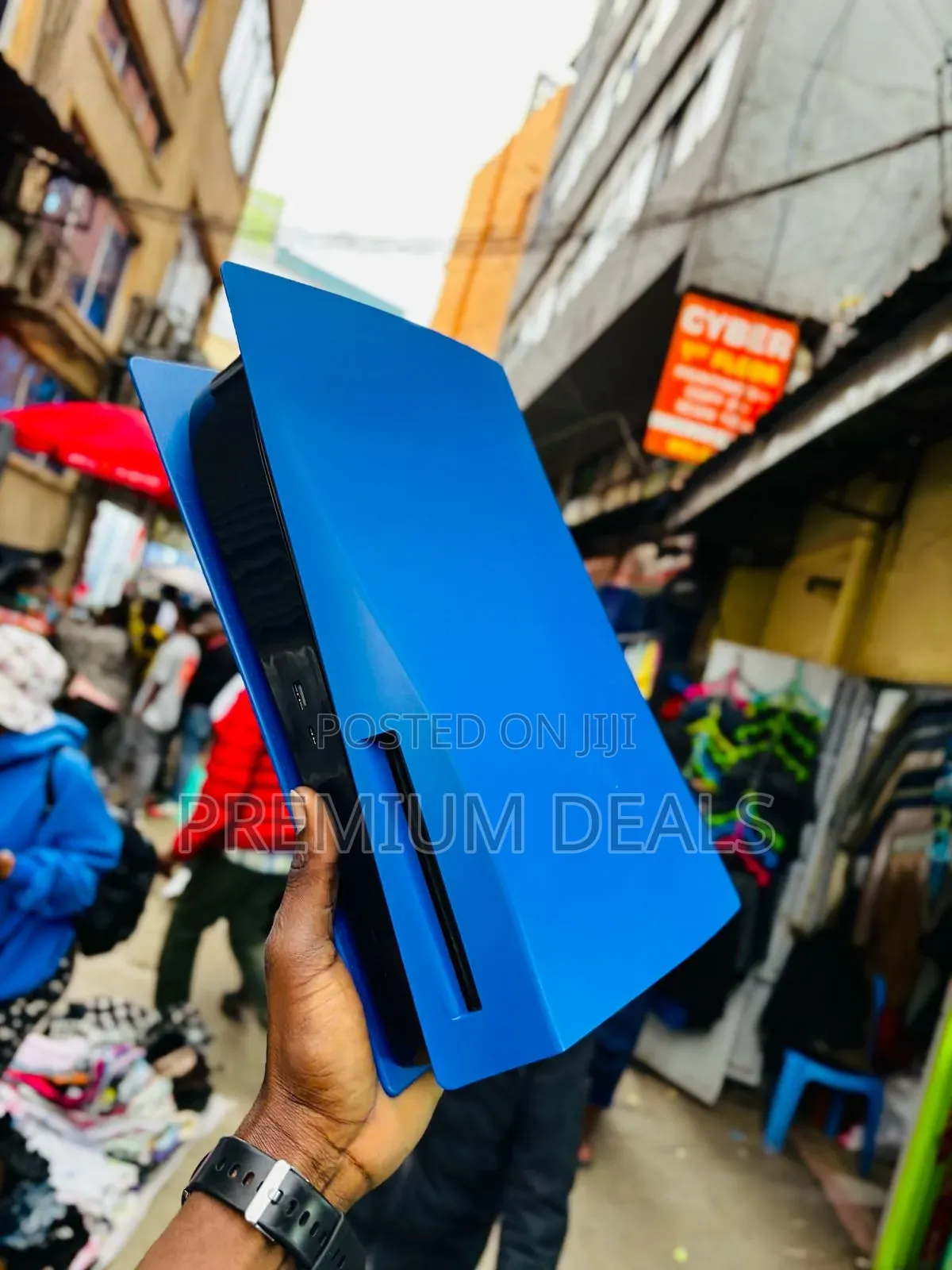 Play Limited Blue Ps5 STD With One Controller.