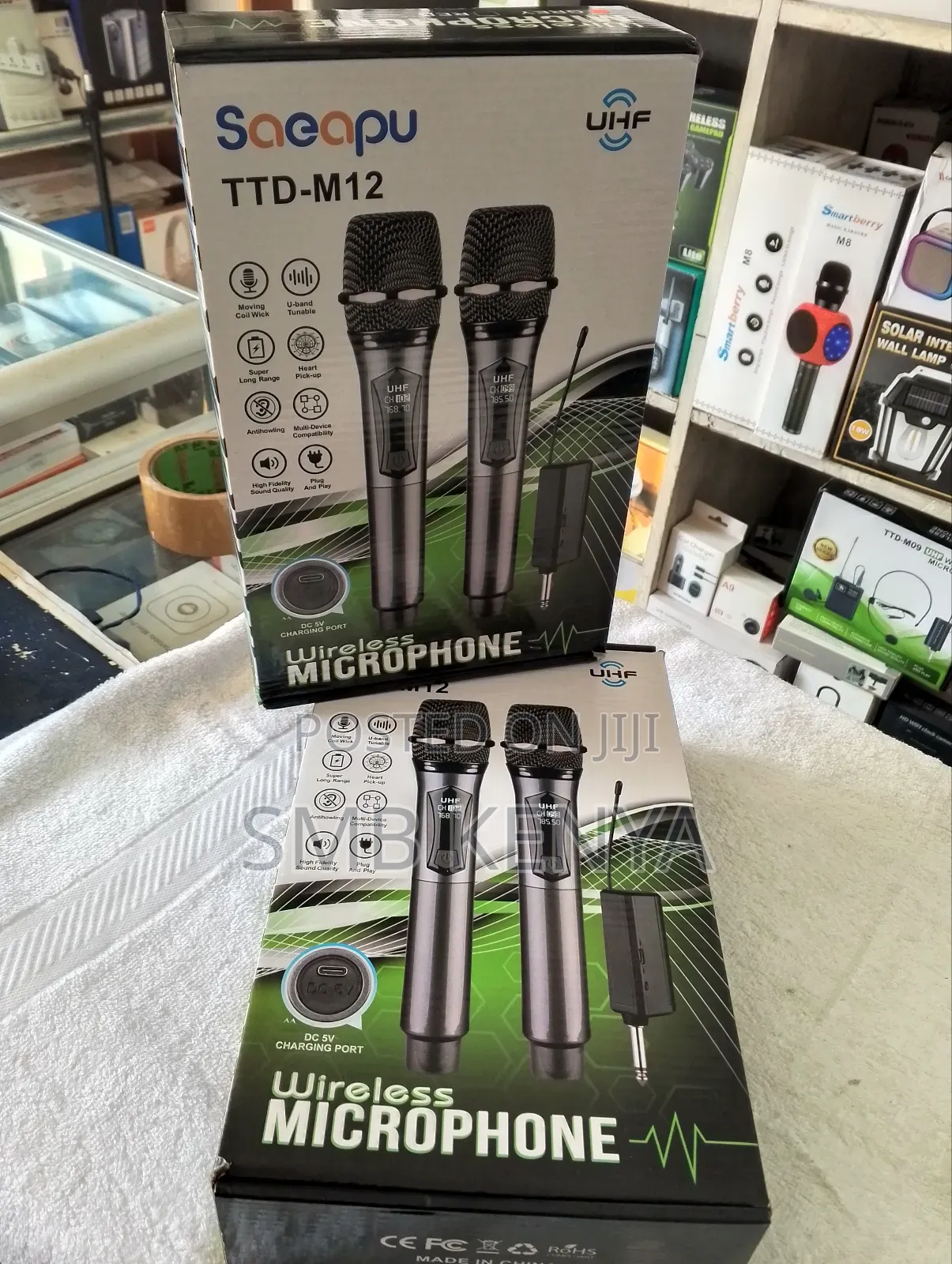 Wireless Microphone Pair