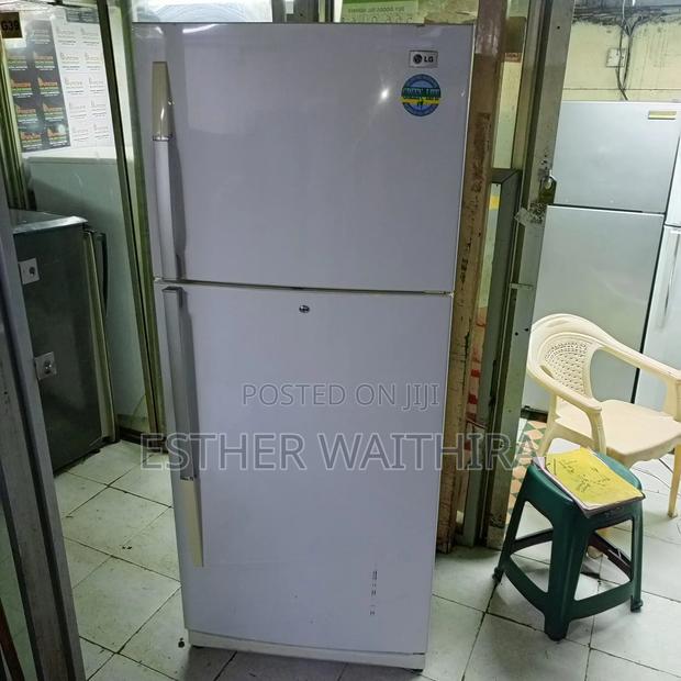 Lg Big Size Pure White Fridge - thumbnail 2