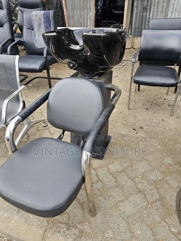 Barber Chairs A009