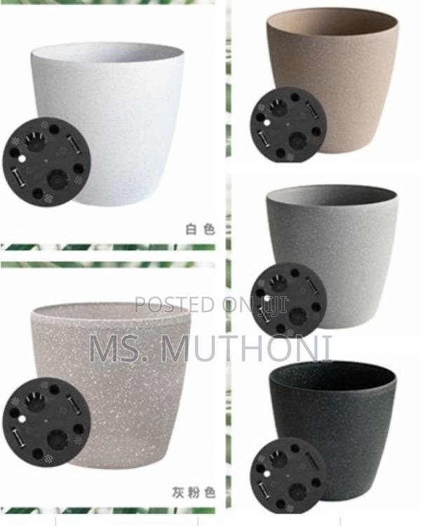 Premium Marble Coated Minimalist Design Flower Planters - thumbnail 3