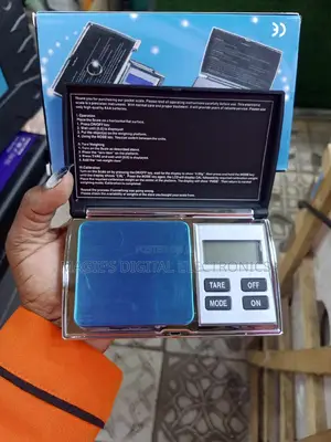 Highly Noted Jewel Digital Scale