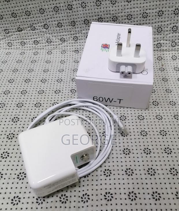 at Apple 60w Magsafe 2 Power Adapter T Tip - White - main view