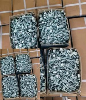 Roof Installation Nails /25kg - main view