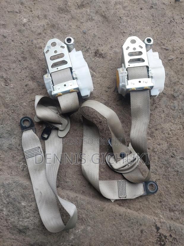 Safety Belts/Seat Belts Fielder/Axio 141
