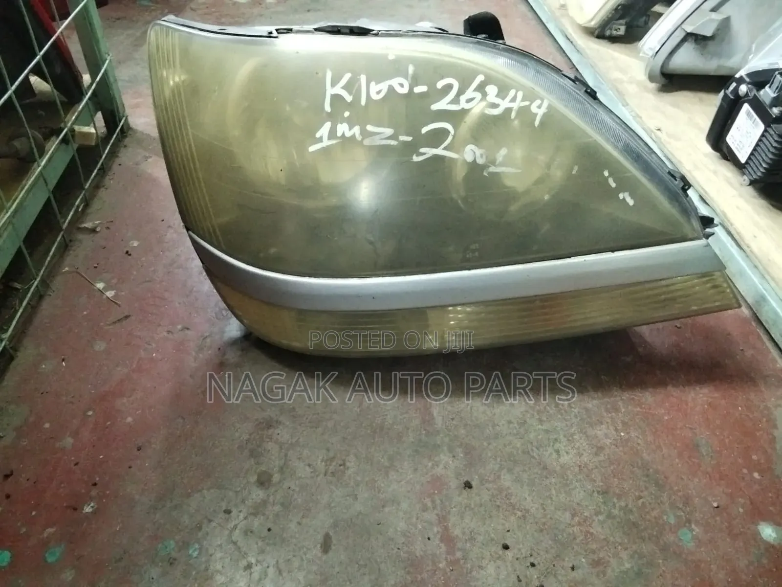 Harrier 2002-2005 Headlight
