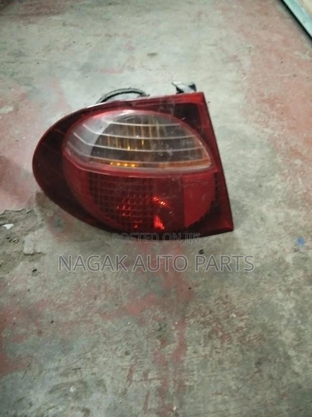 Caldina Samosa 2002-2004 Taillght