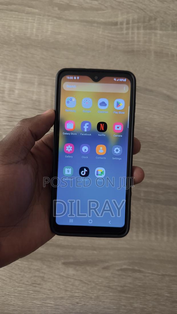 Samsung Galaxy A20 32 GB Black - thumbnail 2