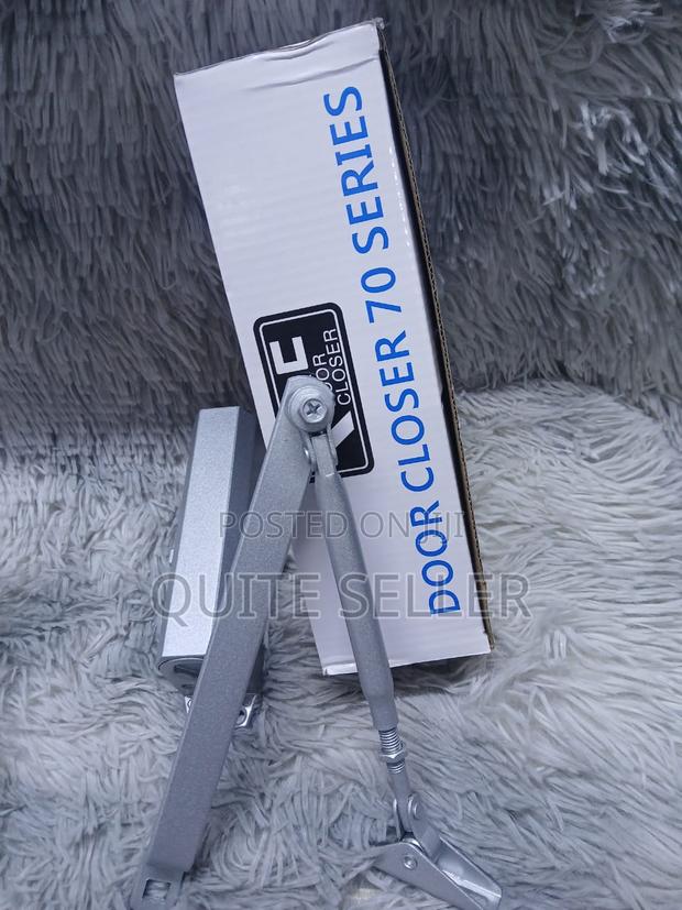 Series Aluminium Door Closer - main view