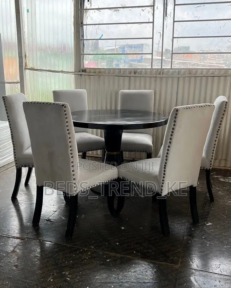 Functional 6 Seater Dining Set