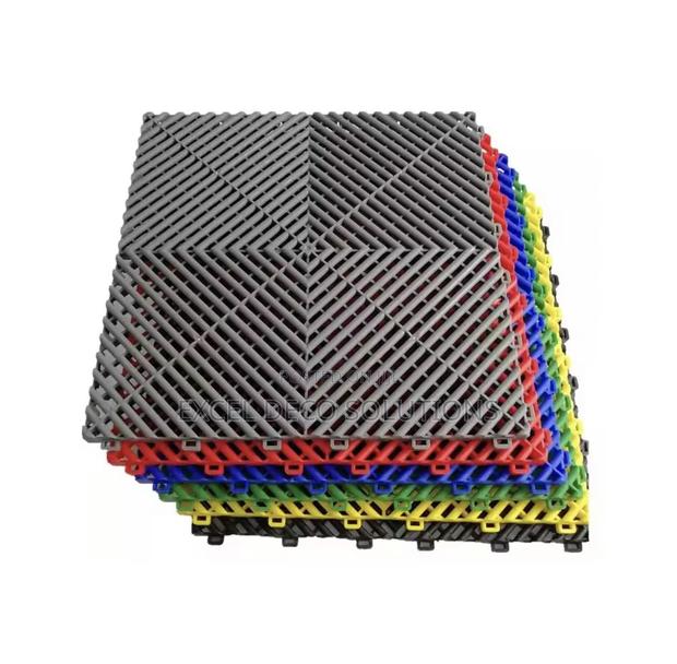 Industrial Garage Flooring – 40×40cm Interlocking Grid Tiles