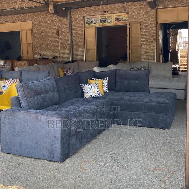 Sleek Durable 6 Seater L Seat