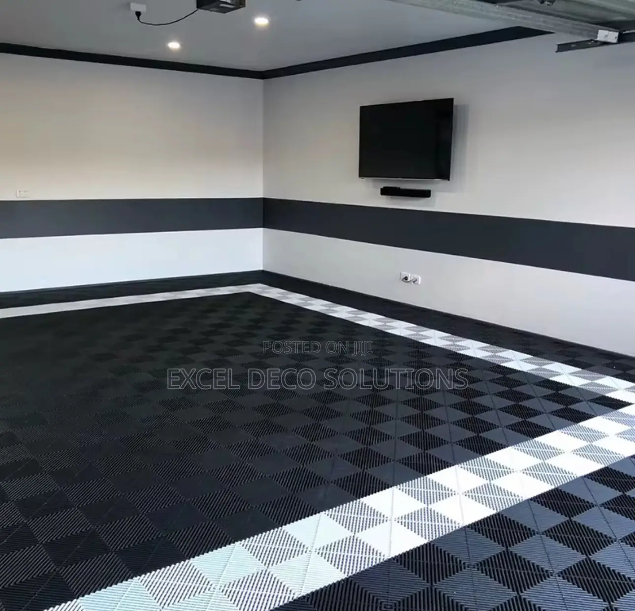 Heavy-Load Garage Flooring – Oil Water Resistant