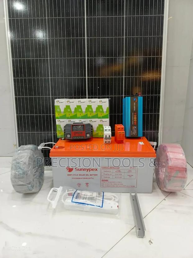 300w Solar Package With Free Extensionand 4pc Dc Oracbulbs
