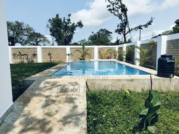 Furnished 4bdrm Bungalow in Neptune Galu, Diani for sale - thumbnail 7