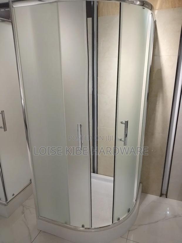 Bathroom Curved Shower Cubicle Available