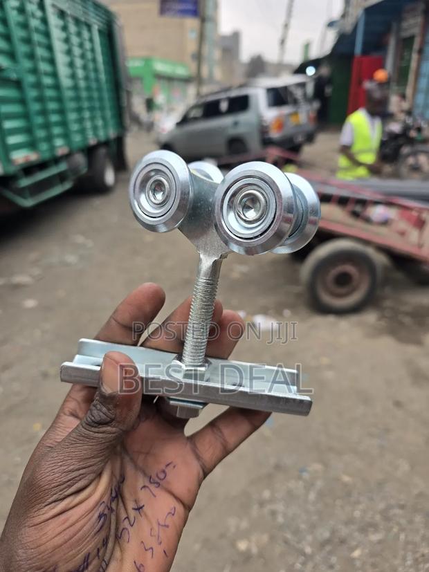 Heavy Duty Gate Rollers - main view