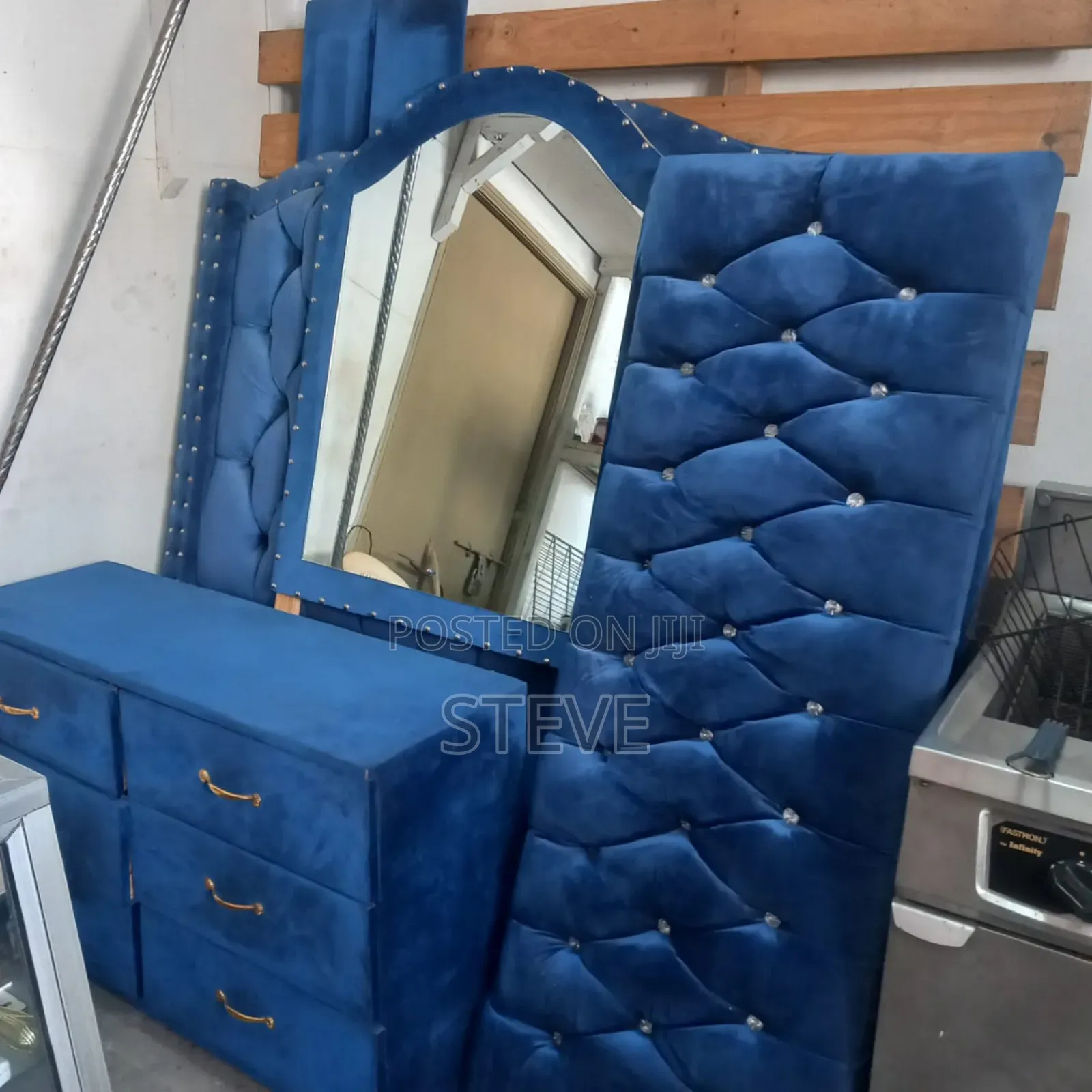 Chester Bed 5*6