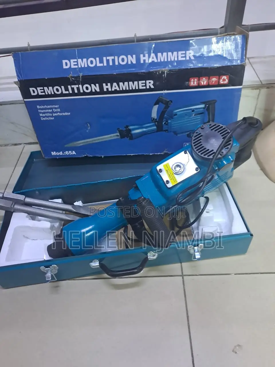 2600w Makita Demolition Hammer