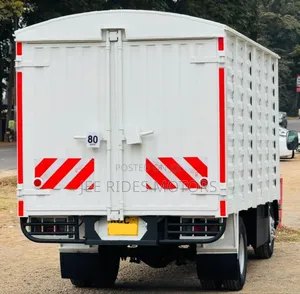 Isuzu NMR Local 2021 White