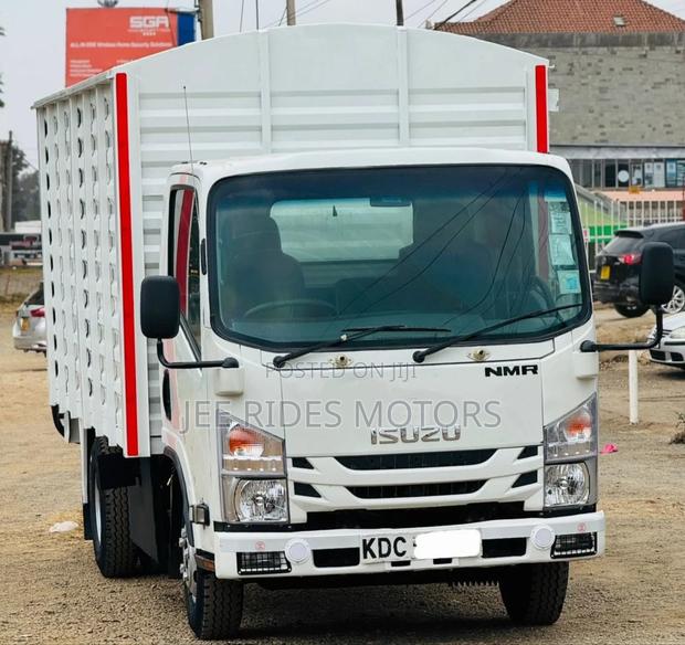 Isuzu NMR Local 2021 White - thumbnail 8