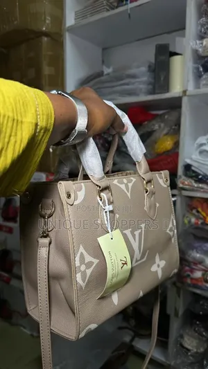 Louis Vuitton Bag Paris*