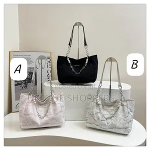 All Seasion Fashion Pearl Hand/Tote Bag*