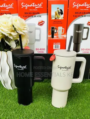 *Stainless Steel Travel Mug* (Comes With a Straw)1.2l