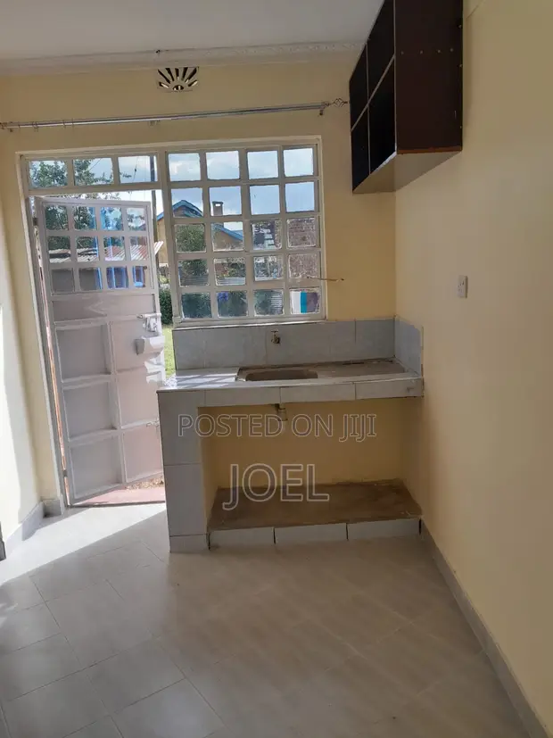 1bdrm Bedsitter in Langas for rent