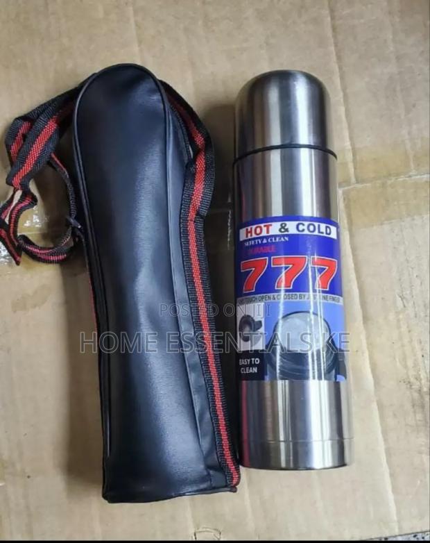 Portable Thermo Water Bottle With Insulated Bag :500ml