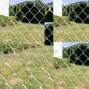 Long Lasting Chain Fence(80*80 Mm,12.5g, 5ft) - main view