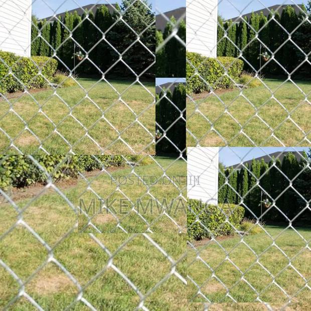 Long Lasting Chain Fence(80*80 Mm,12.5g, 5ft)