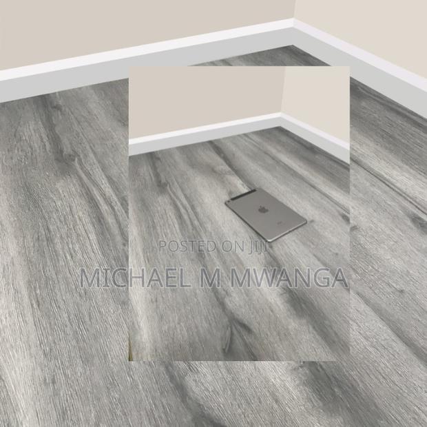 High-Density Fiberboard 8mm Laminate Flooring - main view