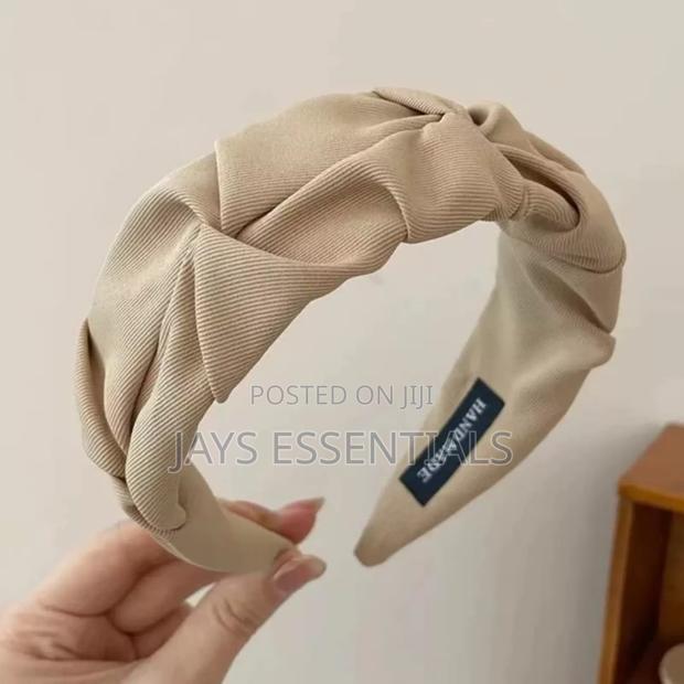 Elegant Ruffled Headbands - thumbnail 12