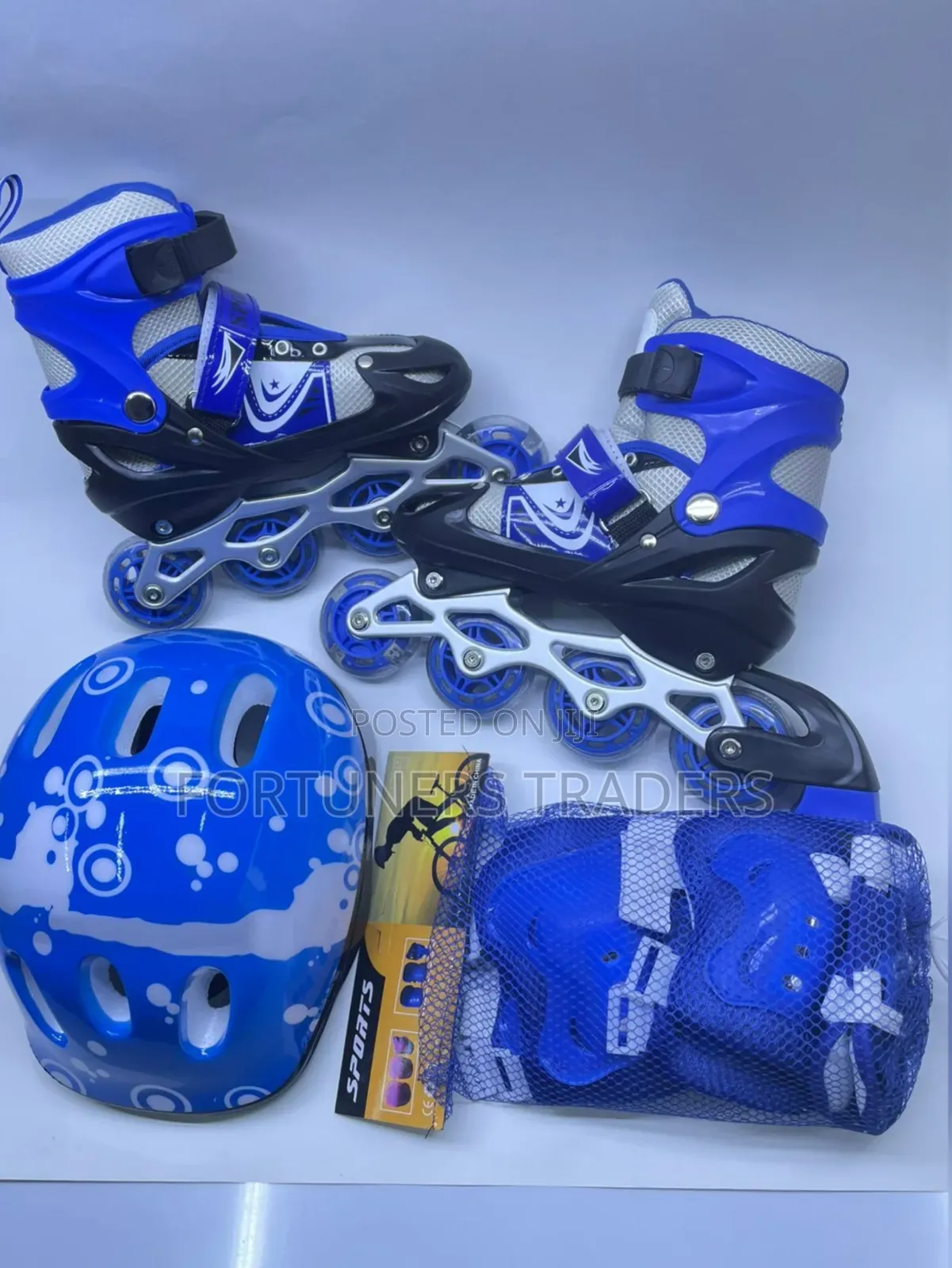 Blue Skate Shoes Set