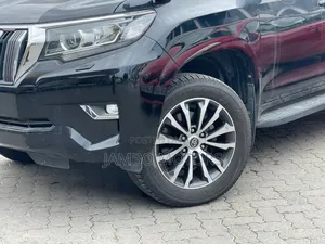 Toyota Land Cruiser Prado 2.7 2020 Matt Black
