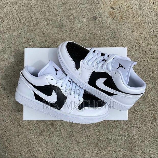 Jordan 1 Low White / Black Sizes 38-45