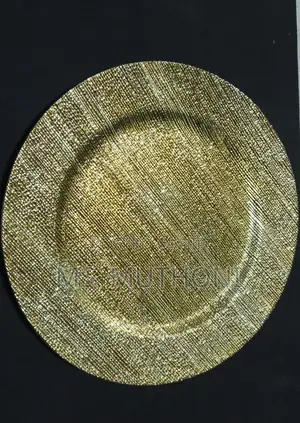 Decorative Charger Plates / Dinning Table Set Up