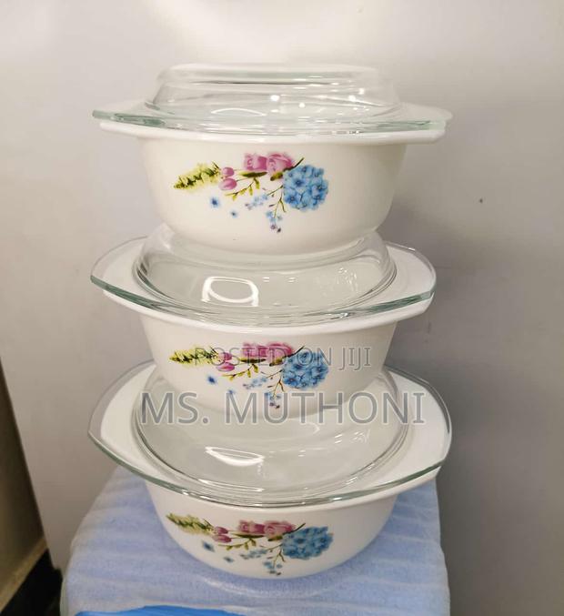 *3 Piece Glass Casserole Serving Bowl Set - thumbnail 3