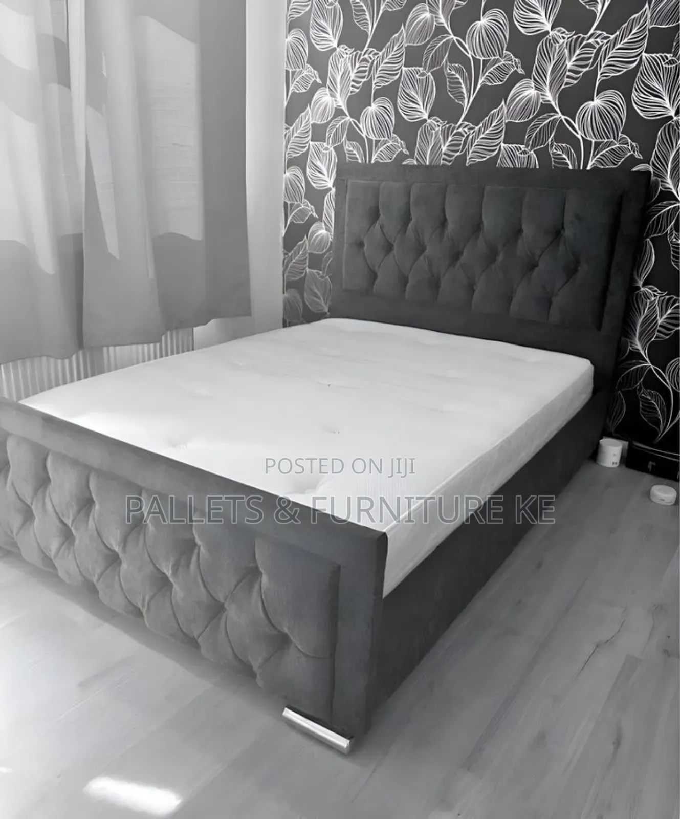 Harrisburg Plush Velvet Bed