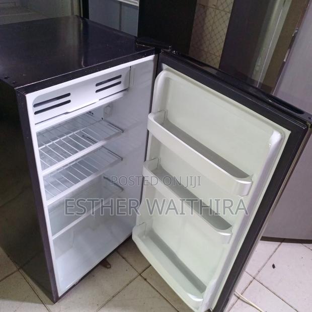 Von Mini Single Door Fridge - thumbnail 2