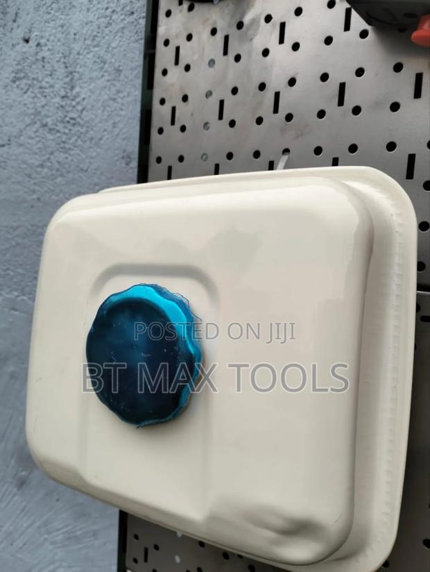 Metal Fuel Tank - main view