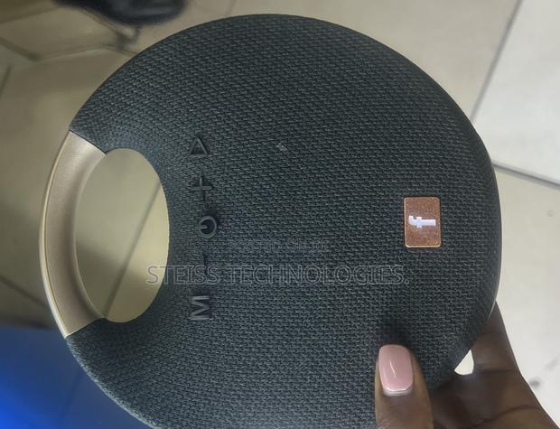 M1 Mini Bluetooth Speaker. - thumbnail 4