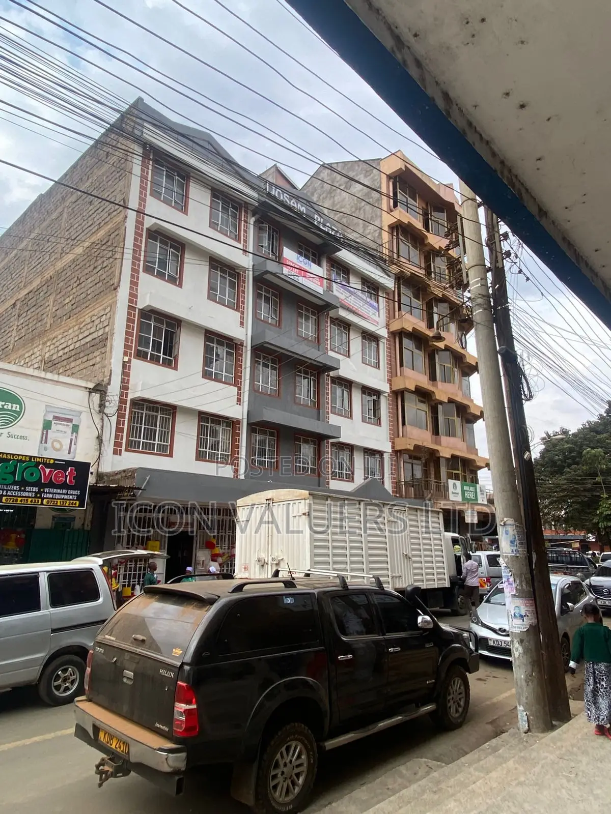 Office/Commercial Spaces to Let